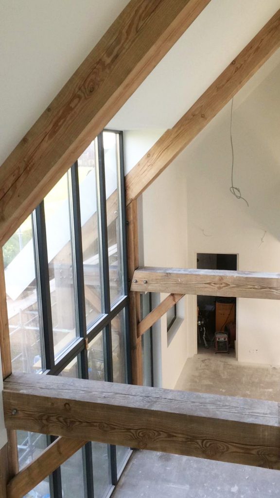 Woning: pleisterwerk en latex spuiten